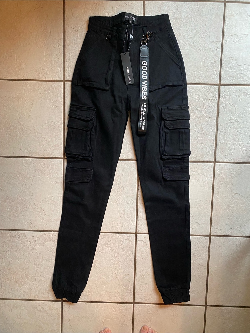 Fashion nova Good Vibes Cargo Jogger - Black Size Small NWT